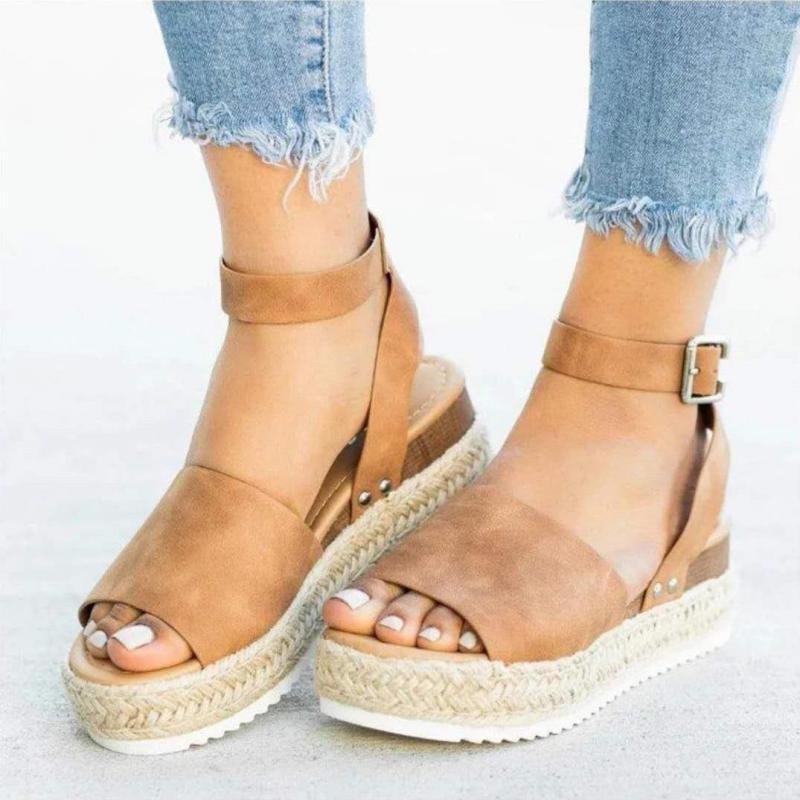 Summer Shoes Womens Sandals Students Flat Platform Shoes Women Soft Patent Leather Gladiator Sandals Female Beach Shoes