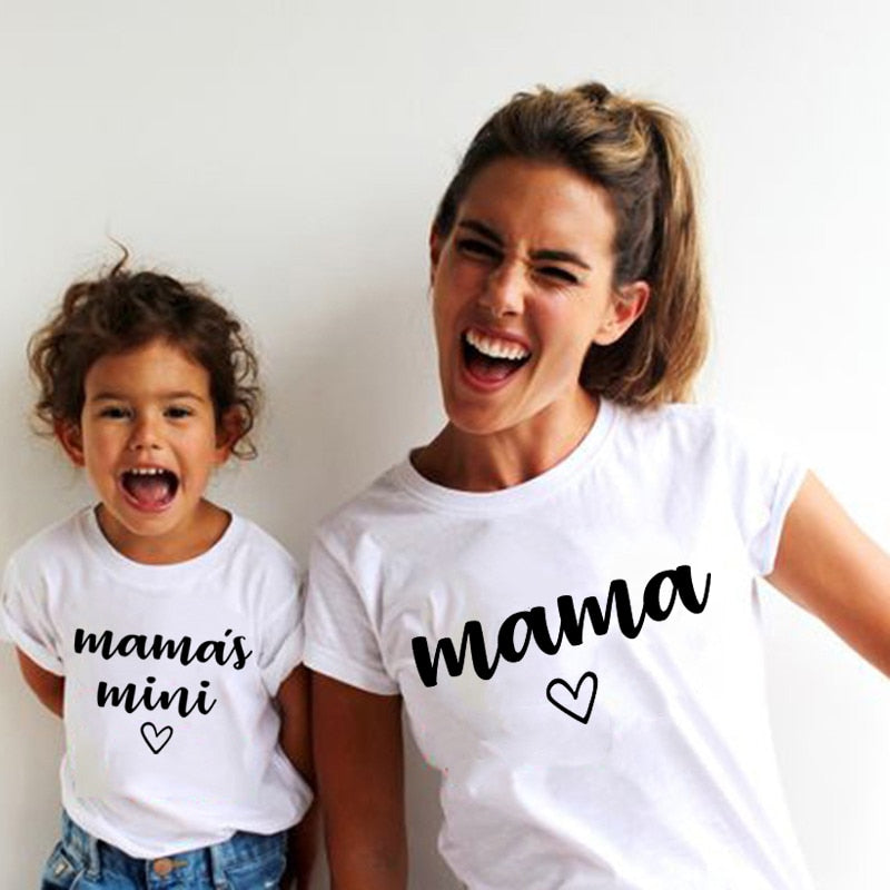 Family Matching Outfits Mama and Mama's Mini Tshirt Mother Daughter Mum T-Shirt Tops Toddler Baby Kids Girls Clothes custom print