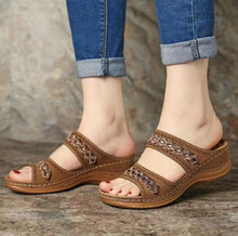 Load image into Gallery viewer, Women Casual Sandals Comfortable Soft Slippers Colorful Ethnic Flat Platform Open Toe Outdoor Beach Shoes
