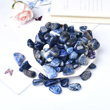 Load image into Gallery viewer, 50g/100g Large Size 10-30mm Natural Crystal Quartz Amethyst Gravel Specimen Red Agate Lazuli Healing Stone Reiki for Aquarium
