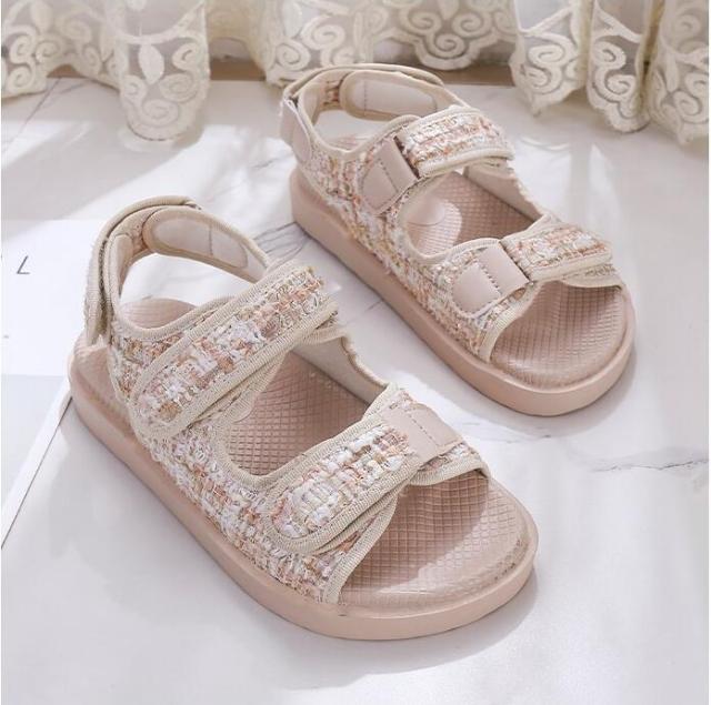 Trends Sandals Summer New Flat British Wind Velcro Embroidery Thick-soled Casual Casual Roman Fragrance Designer Shoes Star